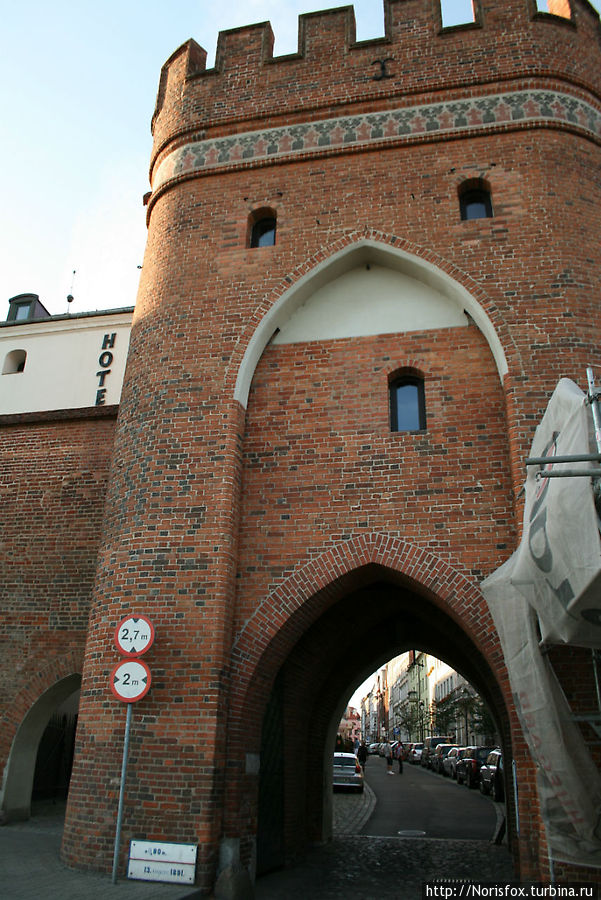 Мостовые ворота Торунь, Польша