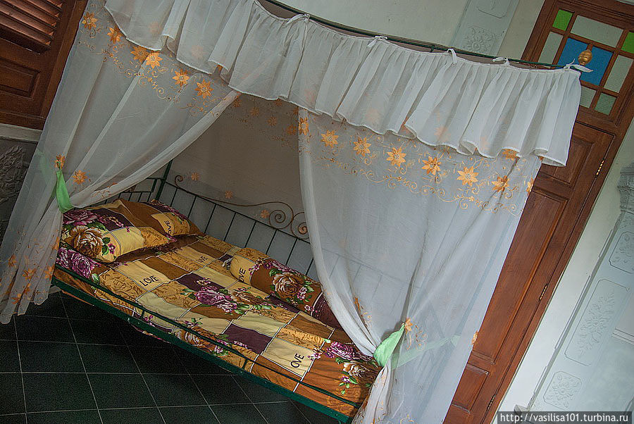 Якобы кровать короля Бали, Индонезия