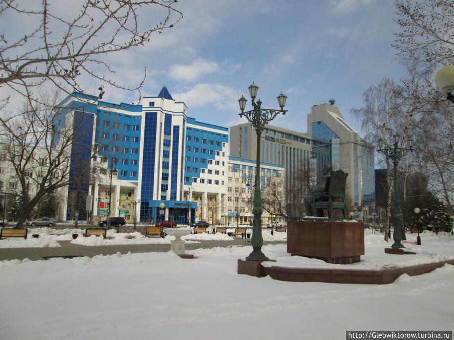 Прогулка по Тюмени в апрельский снегопад Тюмень, Россия