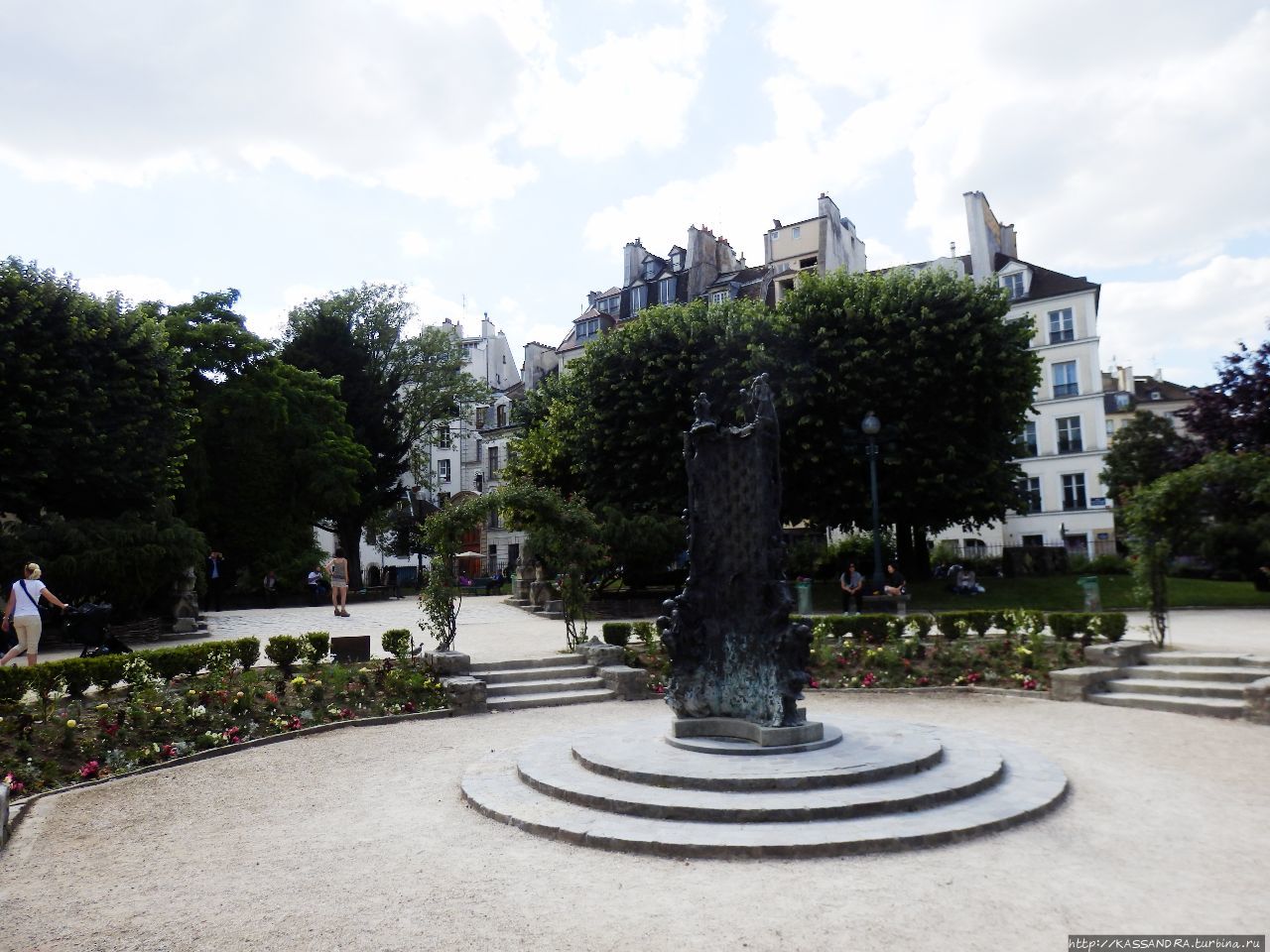 Сквер Рене Вивиани Париж, Франция