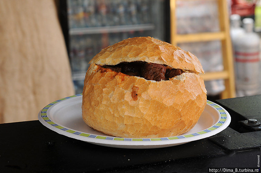 Мясо, запеченное в булке Мясо, запеченное в булке