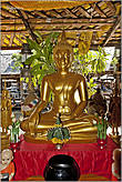 Я, на самом деле, здорово проникся буддизмом в Таиланде. Мне по душе эта религия...
*