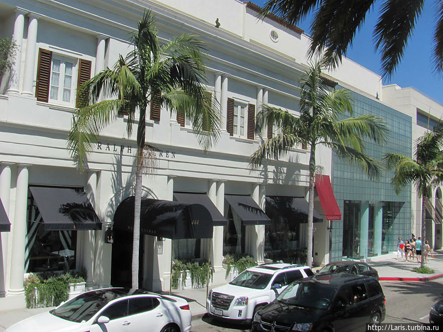 Знаменитая Родэо Драйв. Здесь Джулия Робертс в фильме Знаменитая Родэо Драйв. Здесь Джулия Робертс в фильме