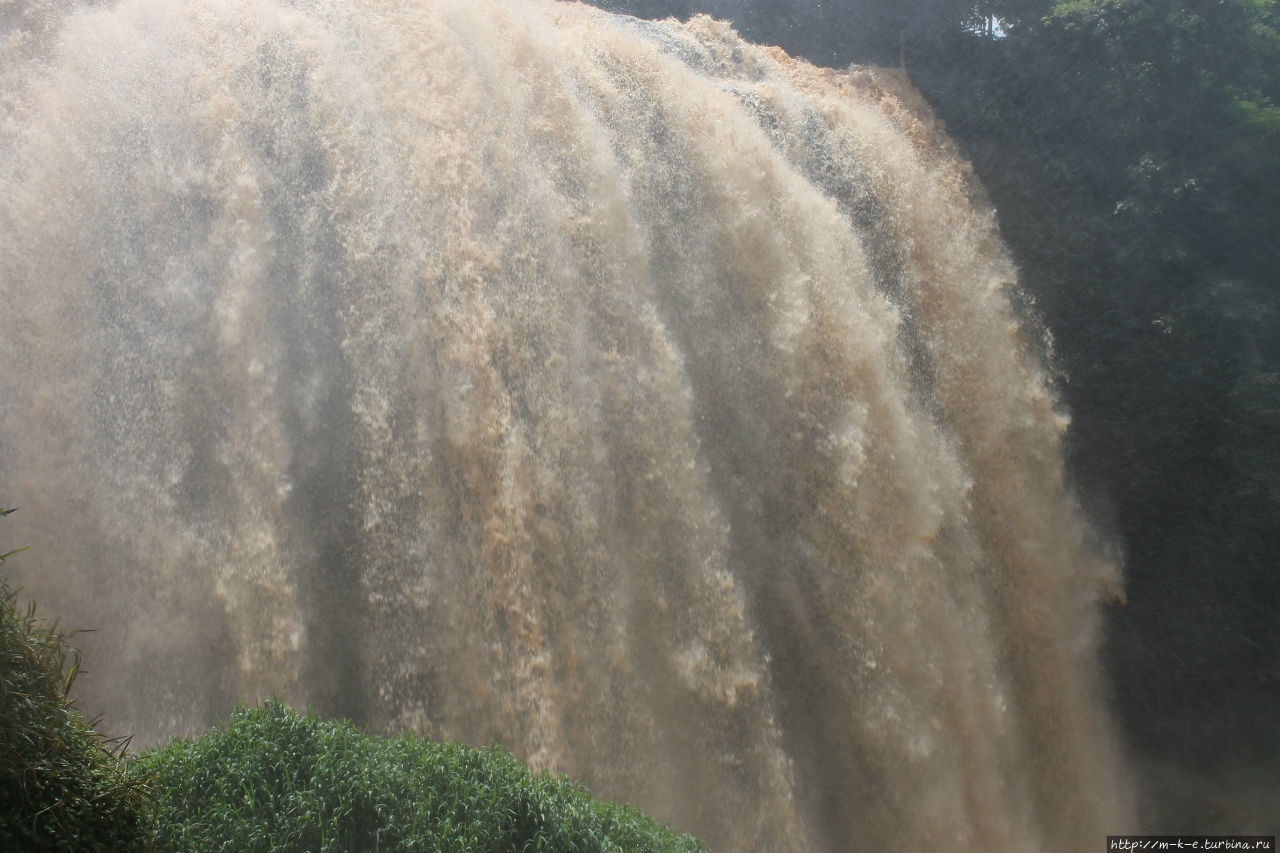 Водопад Слоновий. Самый мощный водопад в окрестностях Далат, Вьетнам