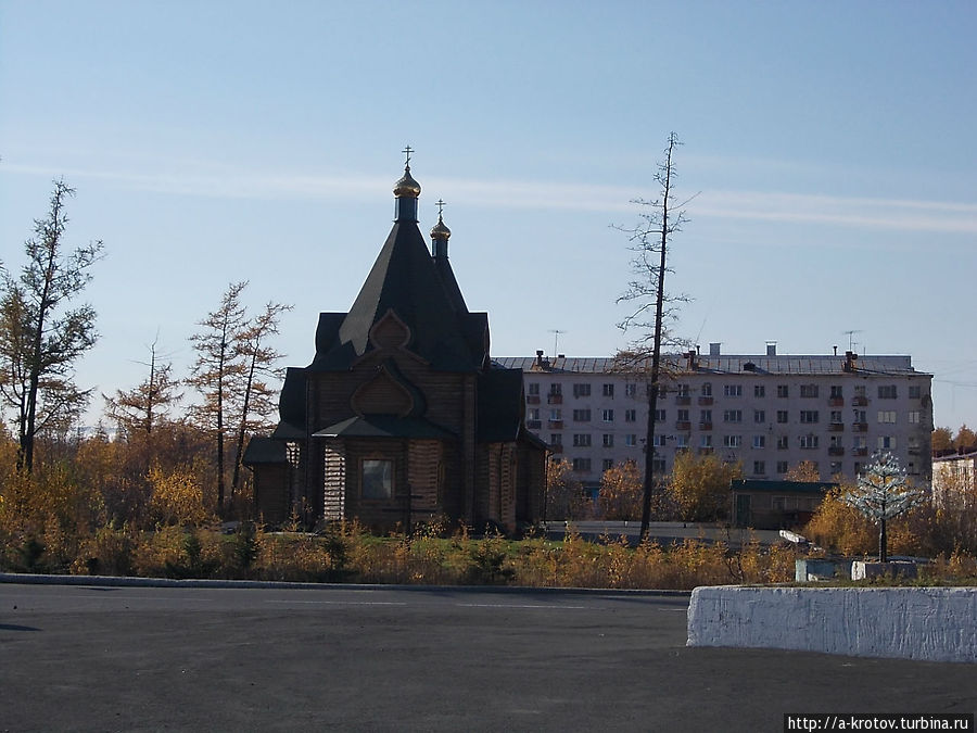 и церковь Талнах, Россия
