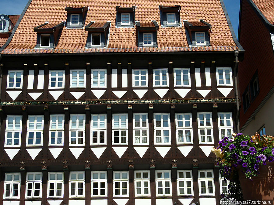 Дом цеха ткачей (1600г.) — реконструкция 1983г. Хильдесхайм, Германия