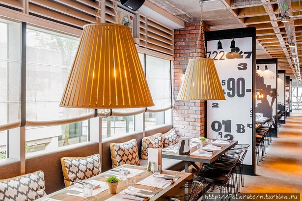 Ресторан Ремесленник / Artisan Kitchen and Bar