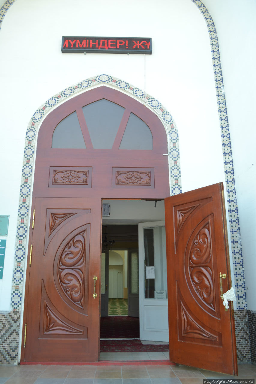 В Новой мечети Уральска Уральск, Казахстан