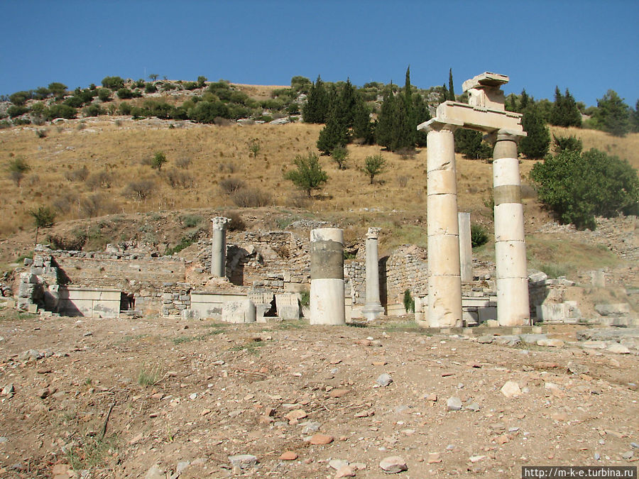 Пританиум Эфес античный город, Турция Пританиум Эфес античный город, Турция