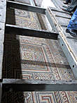 При восстановительных работах во времена правления императора Юстиниана , пол в Храме Рождества Христова был заменен мраморной плиткой. Плитка закрыла мозаичный пол, благодаря этому мозаика хорошо сохранилась.