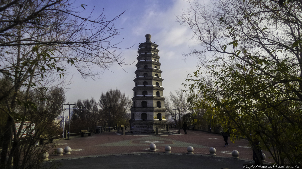 Урумчи — самый удалённый от всех морей город на Земле Урумчи, Китай
