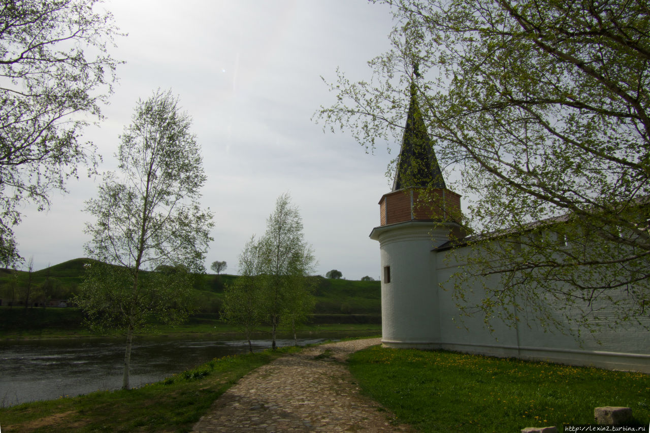 Старицкий Успенский мужской монастырь Старица, Россия