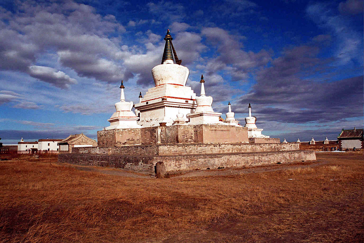 Эрдэни-Дзу буддистский монастырь / Erdene Zuu Buddhist Monastery