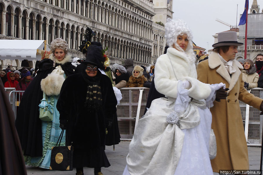 Знатные венецианцы. Я так поняла, что среди них есть и актеры театра, и действительно, потомки аристократов Венеции. Знатные венецианцы. Я так поняла, что среди них есть и актеры театра, и действительно, потомки аристократов Венеции.