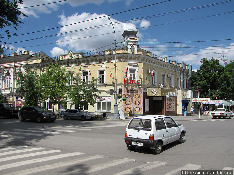 Особняк на Петровской ули Особняк на Петровской ули