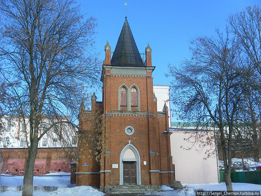 Протестантская кирха. Построена в 1888 году в неоготическом стиле. Сейчас в ней расположен краеведческий музей.