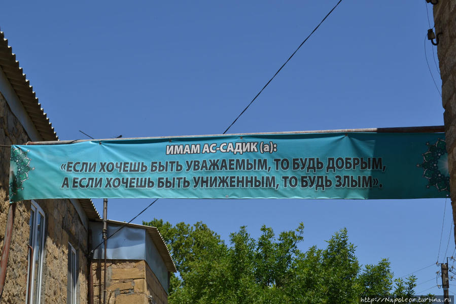 Маленькая экскурсия по Джума мечети Дербент, Россия Маленькая экскурсия по Джума мечети Дербент, Россия