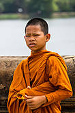 Мальчик-монах у храма Ангкор Ват