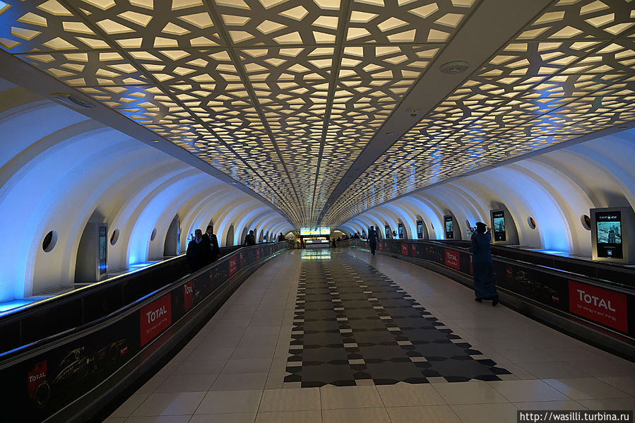 Пересадка. Аэропорт Абу-Даби. Эмираты. Пересадка. Аэропорт Абу-Даби. Эмираты.