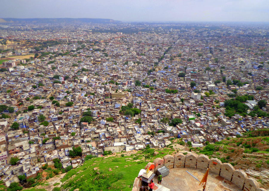Вид на Джайпур с форта Нахаргарх. Википедия Джайпур, Индия