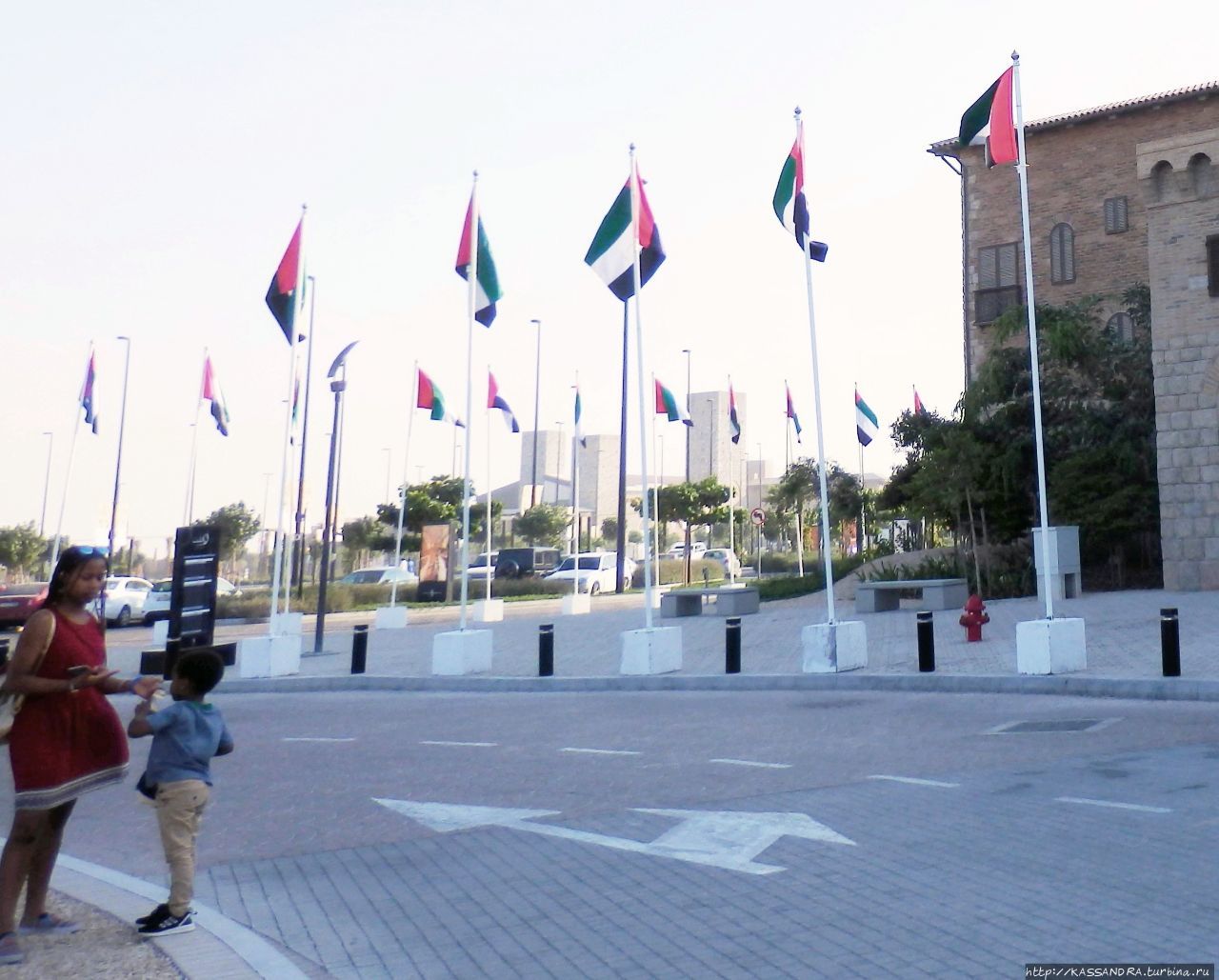 Дубай. Аутлет в районе Джебель Али Дубай, ОАЭ