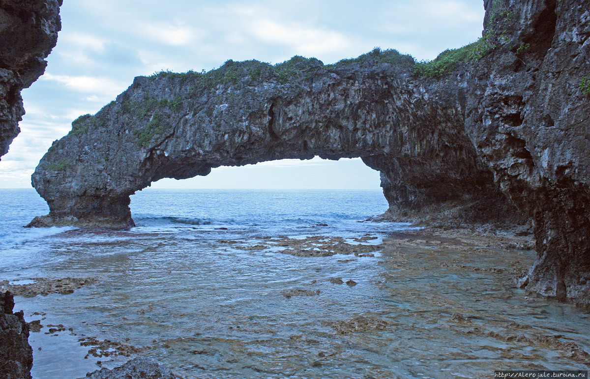 Неповторимые пещеры Ниуэ Ниуэ