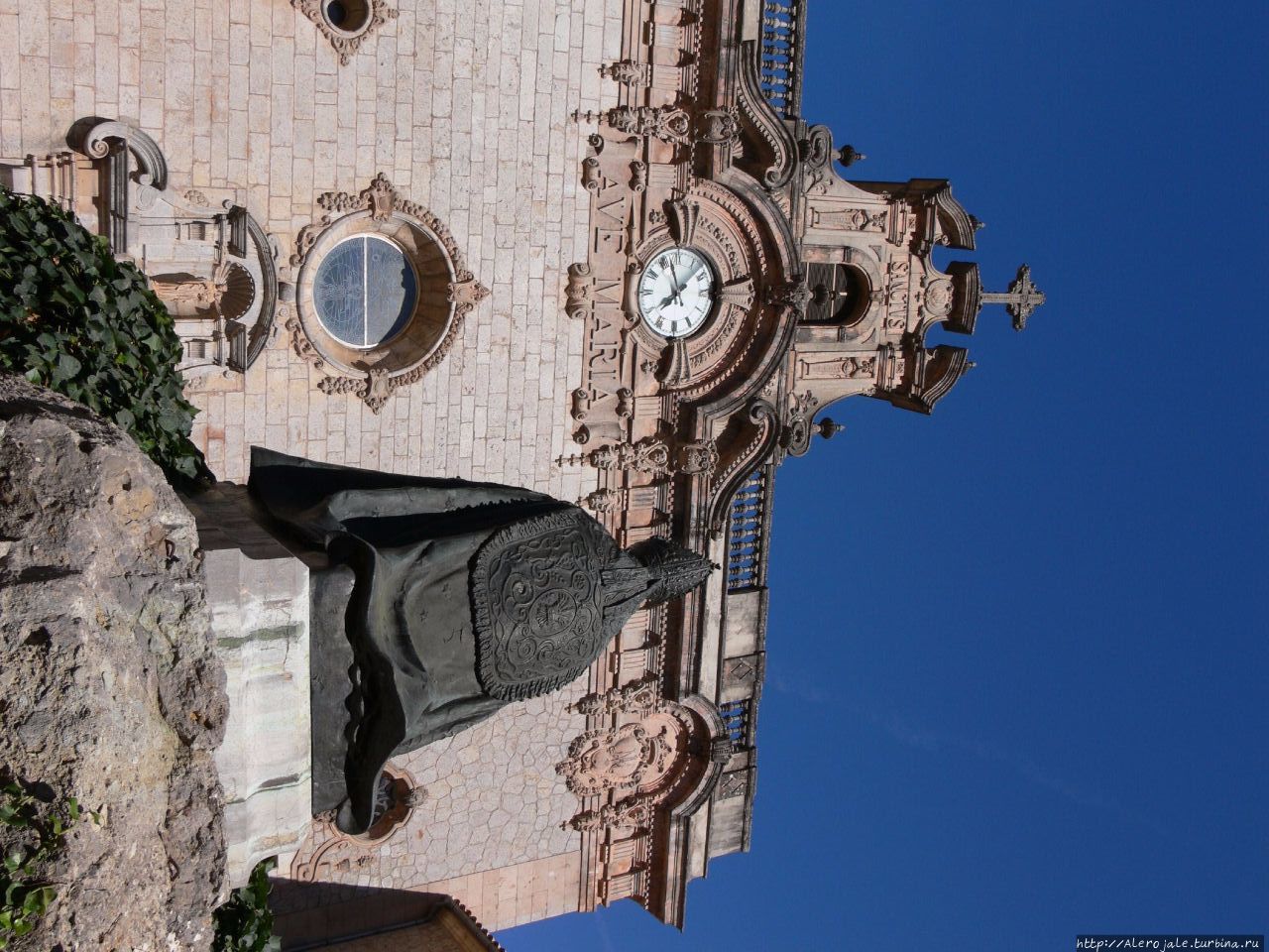 Монастырь Ллюк Остров Майорка, Испания