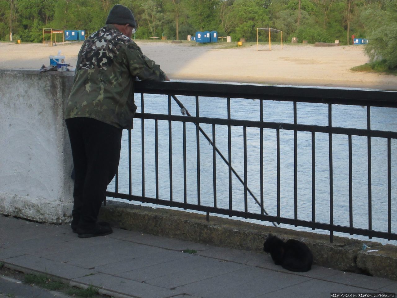 Прогулка по набережной Припяти Пинск, Беларусь