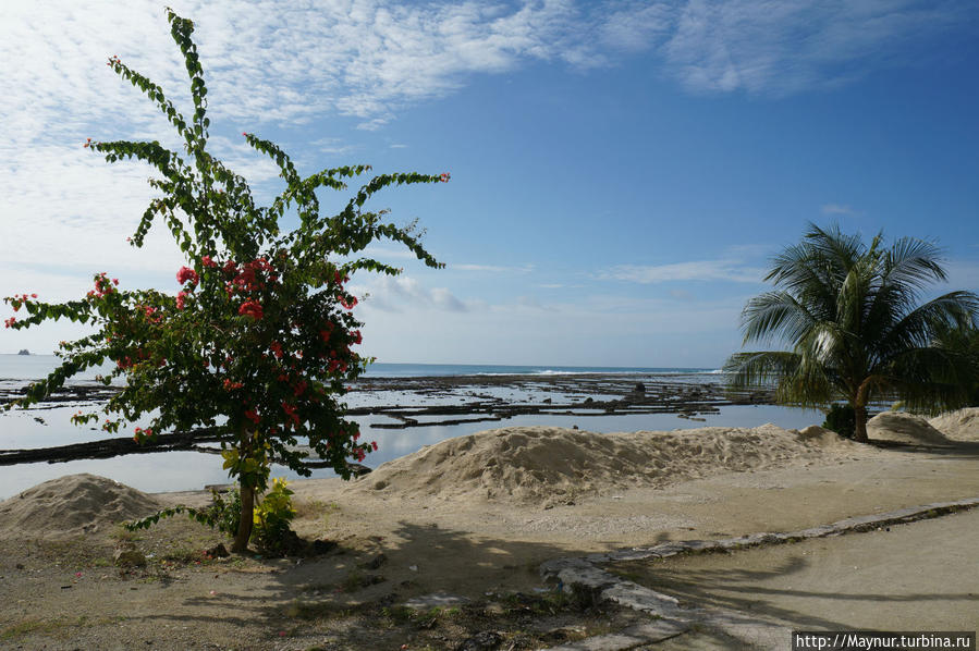 Пляж   Сорак. Медан, Индонезия
