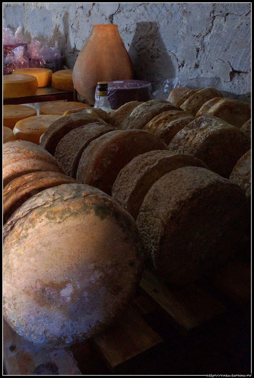 Теплый дом и вкусный сыр семьи Микаэлян Норатус, Армения