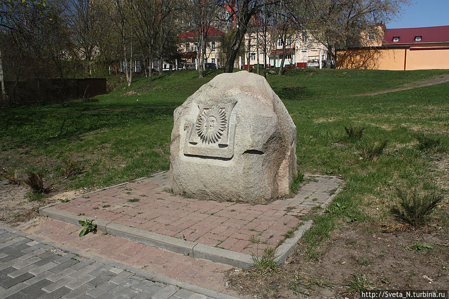 Камень с печатью Франциска Скорины Полоцк, Беларусь