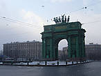 Нарвские Триумфальные ворота недалеко от бывшей Нарвской заставы
