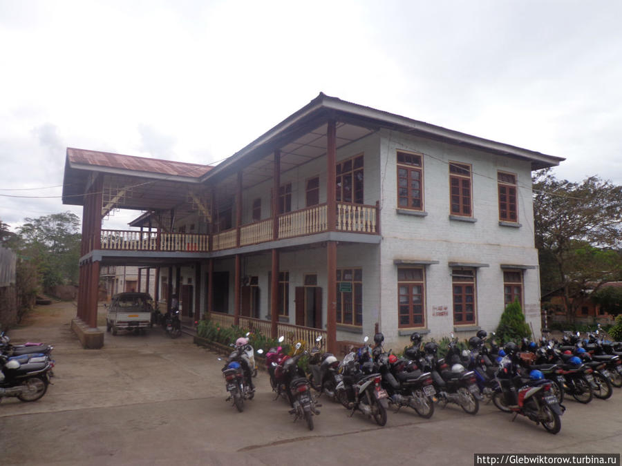 Городские храмы и культурный центр шанов Таунджи, Мьянма