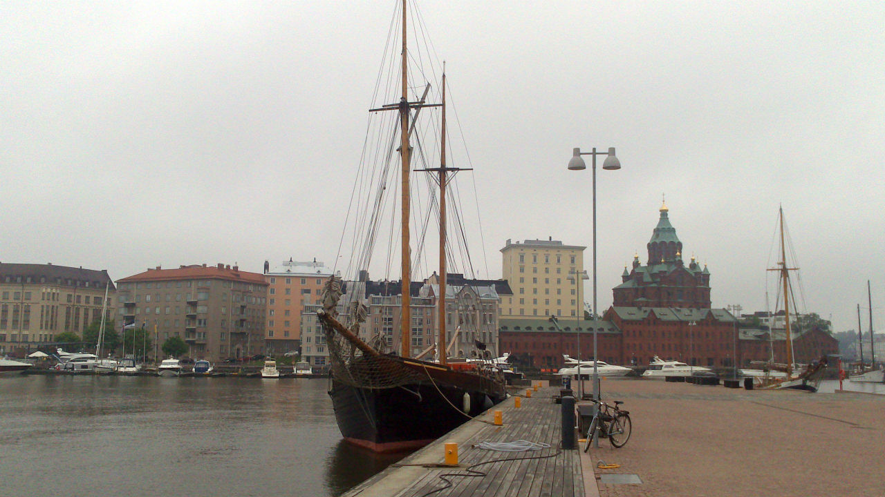 Кому iphone в собственнос Кому iphone в собственнос