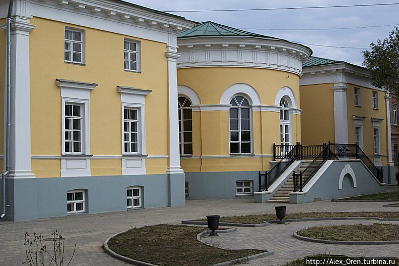 Фасад во двор Оренбург, Россия