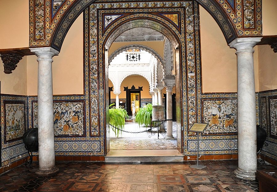 Музей-дворец графов Лебрих / Palacio de la Condesa de Lebrija