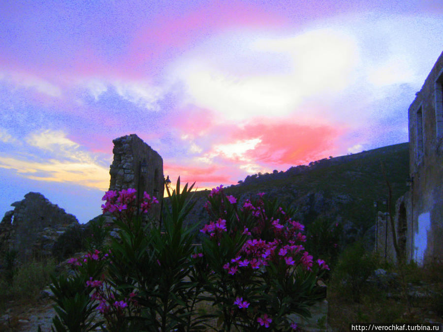 Отдых вчетвером на Албанской Ривьере Албания Отдых вчетвером на Албанской Ривьере Албания