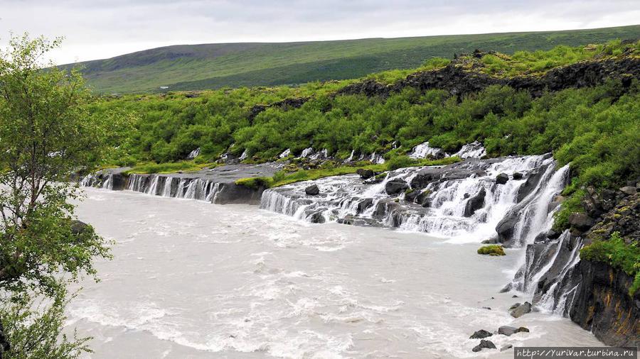 Водопад Хрёйнфоссар Рейкьявик, Исландия