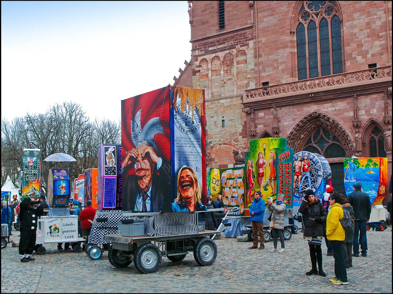 Фонари карнавального Базеля Базель, Швейцария Фонари карнавального Базеля Базель, Швейцария