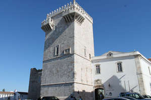 Башня трех корон
