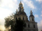 Эта церковь была самой первой в Харькове. Сначала, в 1657 году была построена  деревянная церковь Успения Пресвятой Богородицы, размещавшаяся в крепости немного южнее современного здания Успенского собора.