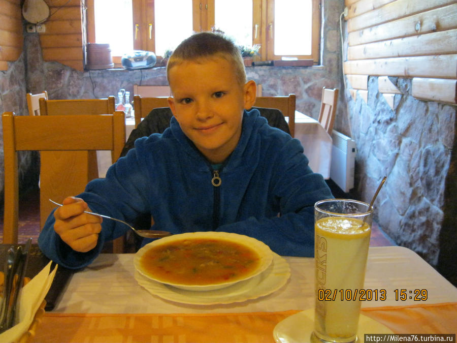 В ресторане Луна. Жабляк, Черногория В ресторане Луна. Жабляк, Черногория