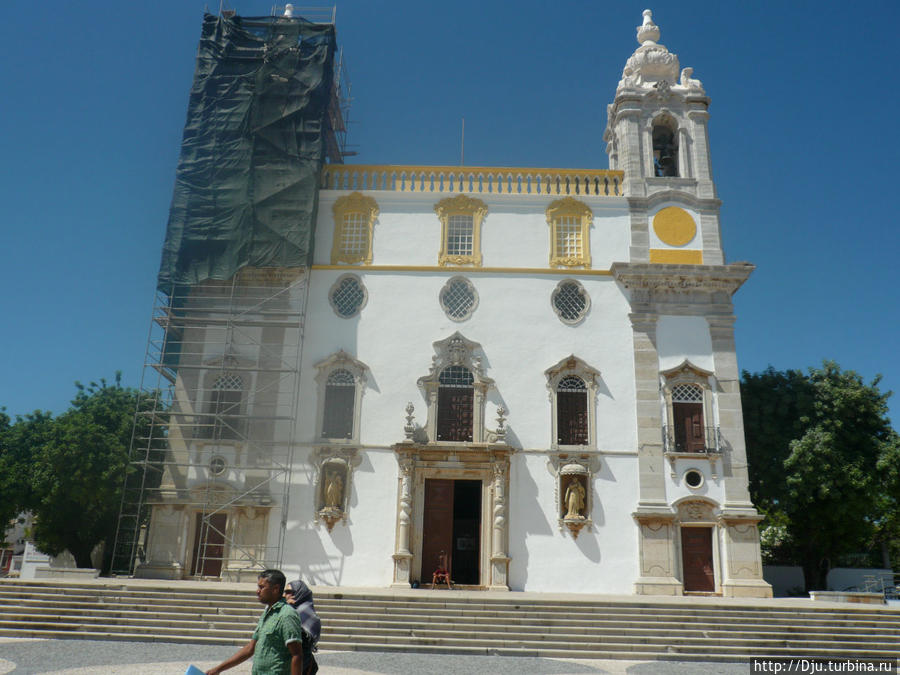 Церковь Nossa Senhora do Carmo в Фару Фару, Португалия