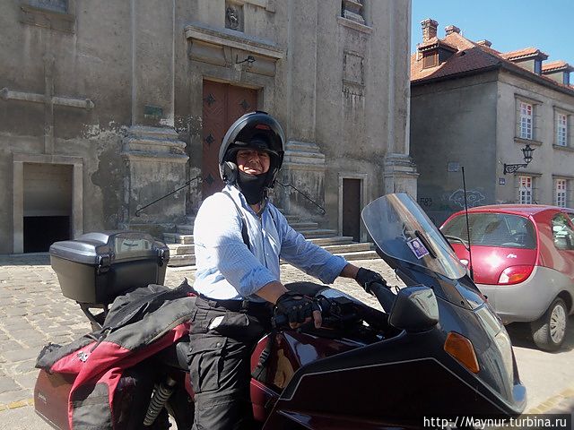 Заезжие рокеры на улицах Петровардина. Заезжие рокеры на улицах Петровардина.