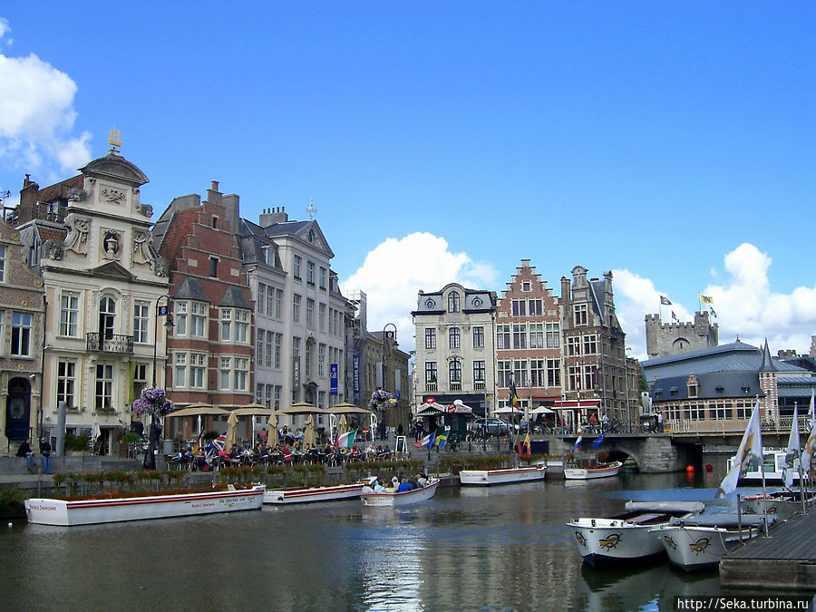 Здания по улице Korenlei Здания по улице Korenlei