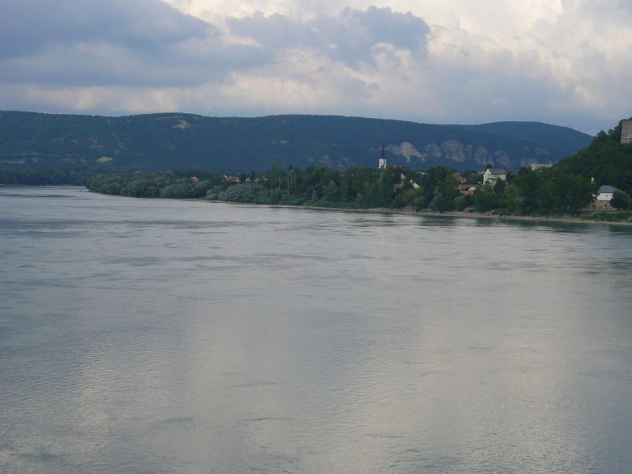 Город на двух Дунаях Эстергом, Венгрия
