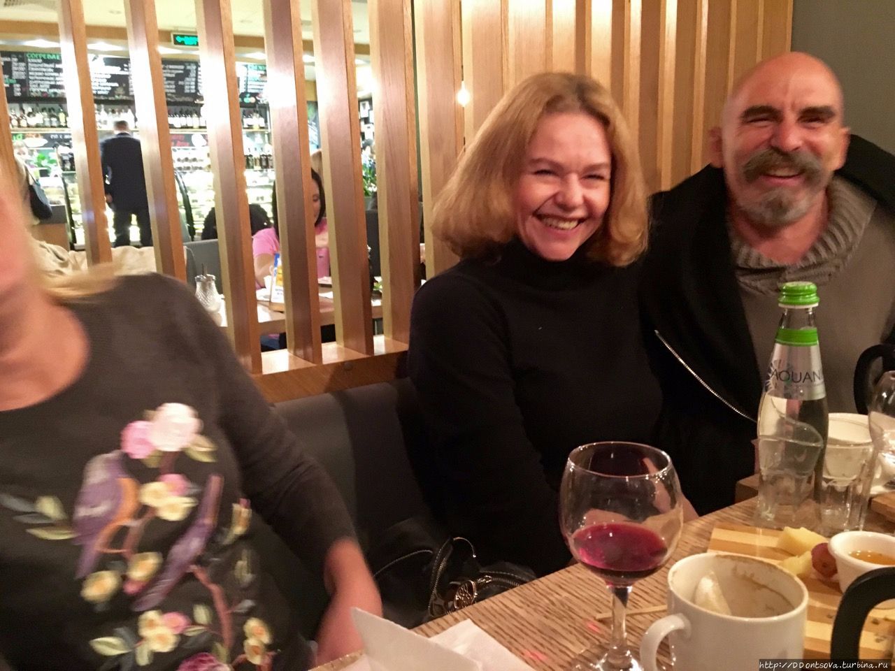 Опять нет повода не встретиться! Москва, Россия Опять нет повода не встретиться! Москва, Россия