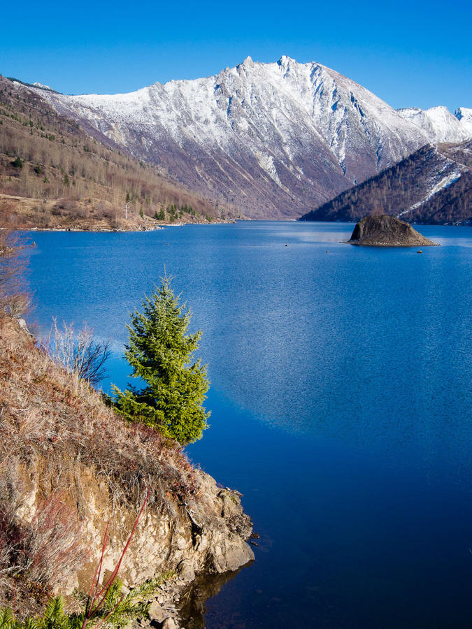 Зима на Сент-Хеленс Ванкувер, CША Зима на Сент-Хеленс Ванкувер, CША