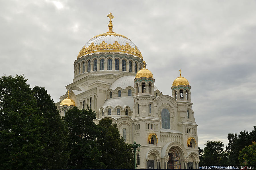 Красавец собор Николая Чудотворца Красавец собор Николая Чудотворца