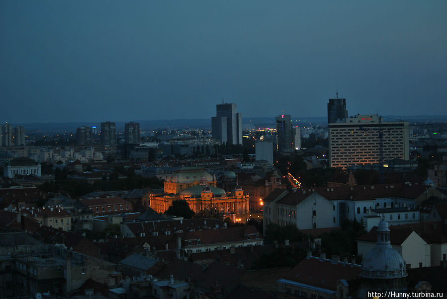 Вид на отель со смотровой площадки Загреб, Хорватия